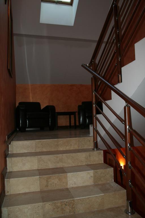 Hotel Tenishouse Marki  Dış mekan fotoğraf