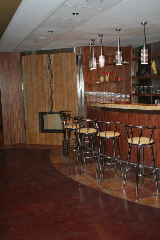 Hotel Tenishouse Marki  Dış mekan fotoğraf