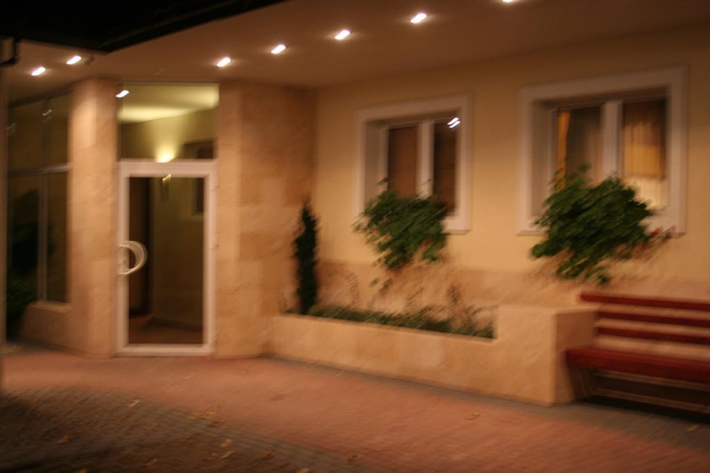 Hotel Tenishouse Marki  Dış mekan fotoğraf