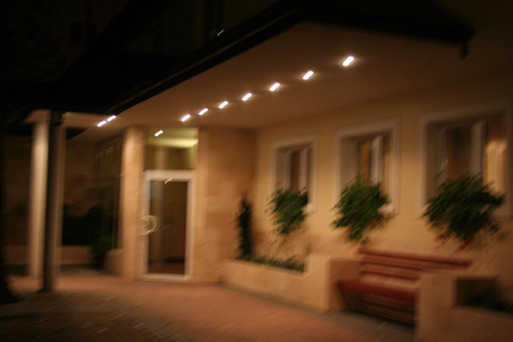 Hotel Tenishouse Marki  Dış mekan fotoğraf